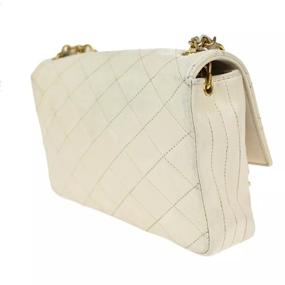 CHANEL CC Logo Matelasse Chain Shoulder Bag Leather White GHW - Picture 16 of 16